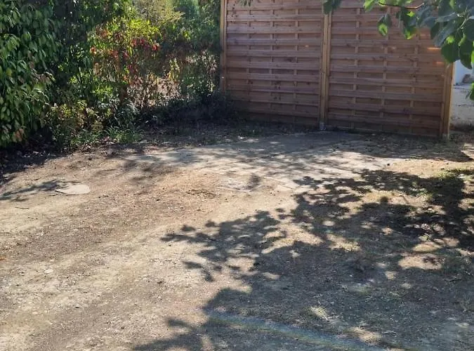 Au Jardin De La Saudrune 3* Villeneuve-Tolosane